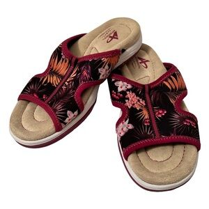 Athletech Memo Tech Floral Sandals Size 5